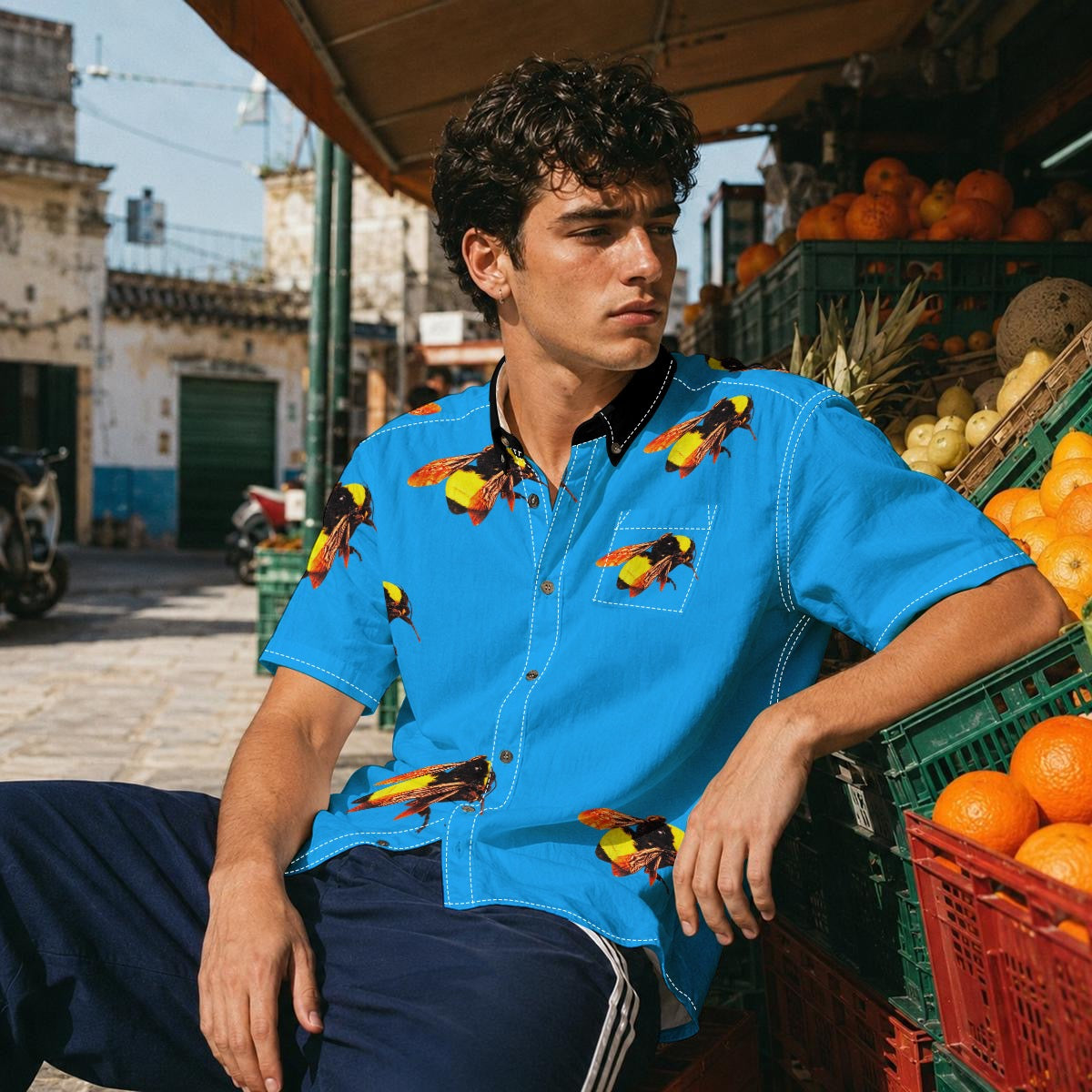 Bee Button Up
